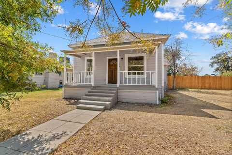 1328 N Redington Street, Hanford, CA 93230