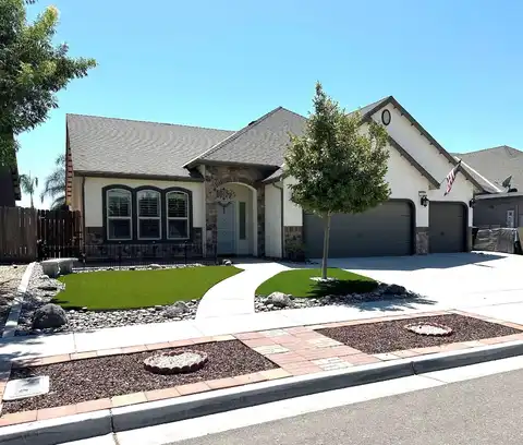 2085 W Bryman Street, Hanford, CA 93230