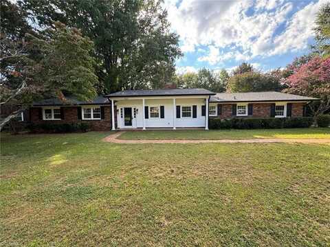 3820 Ranchwood Drive, Clemmons, NC 27012