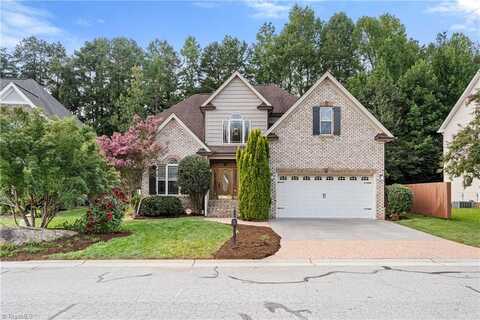 221 Cabot Drive, Winston Salem, NC 27103