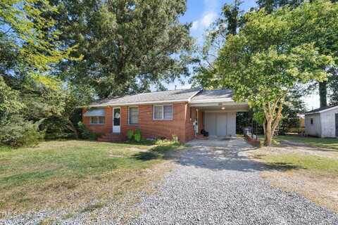 1022 S Pollock Street, Selma, NC 27576