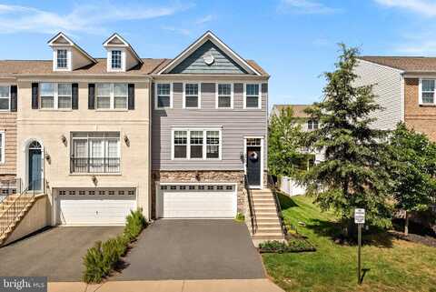 8943 ENGLEWOOD FARMS DRIVE, MANASSAS, VA 20112