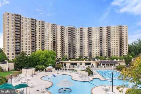 205 YOAKUM PARKWAY, ALEXANDRIA, VA 22304