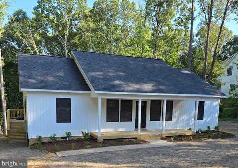 728 MEADOW DRIVE, TAPPAHANNOCK, VA 22560