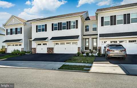 137 KNOCK HILL DRIVE, ROYERSFORD, PA 19468