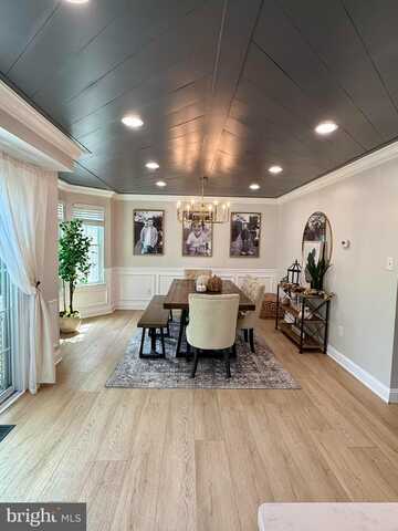 1054 KINGS HIGHWAY, WEST DEPTFORD, NJ 08086