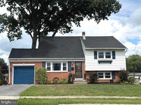 110 MONTIETH AVENUE, READING, PA 19609