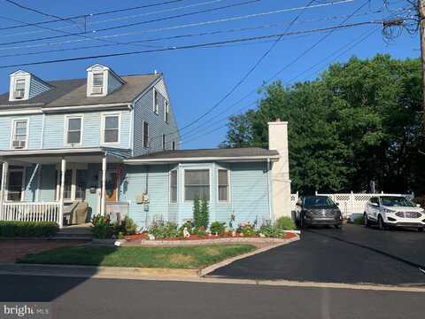 554 LOCUST STREET, BRISTOL, PA 19007