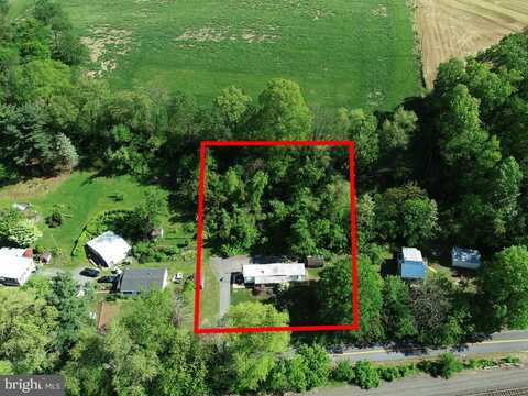 3806 LOCUST GROVE ROAD, COLUMBIA, PA 17512