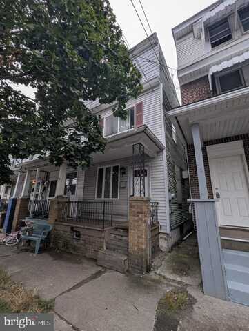 37 W 6TH STREET, MT CARMEL, PA 17851