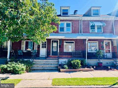 305 TULPEHOCKEN AVENUE, WEST READING, PA 19611