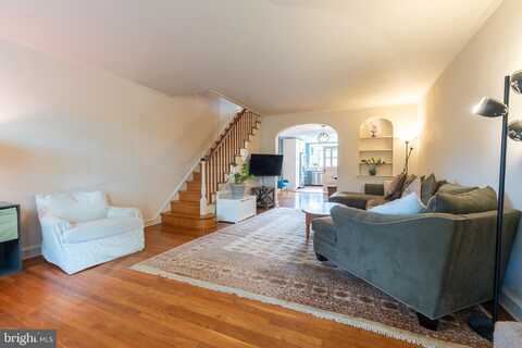 369 E GORGAS LANE, PHILADELPHIA, PA 19119