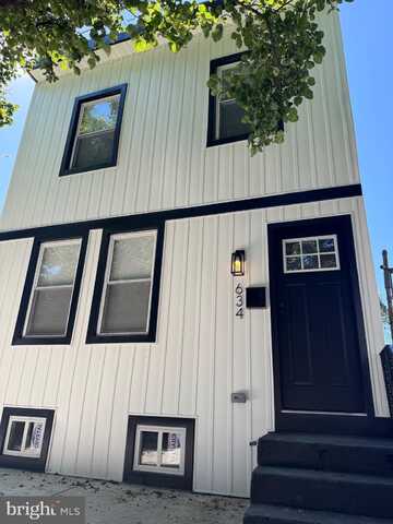 634 WALNUT STREET, CAMDEN, NJ 08103