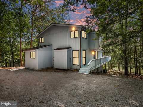 501 WINTERCAMP TRAIL, HEDGESVILLE, WV 25427