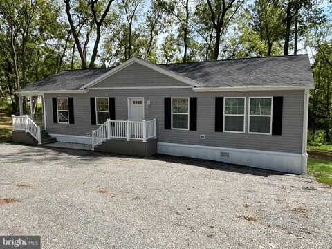 154 COUNTRY CLUB ROAD, ASHLAND, PA 17921