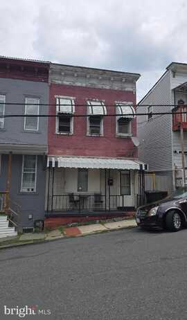 6 N 12TH STREET, POTTSVILLE, PA 17901