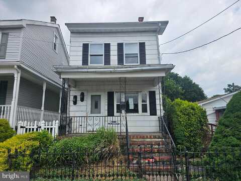 1211 RACE STREET, ASHLAND, PA 17921