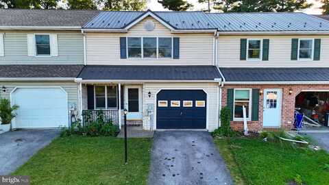 209 BAKER & RUSSELL DRIVE, SHIPPENSBURG, PA 17257