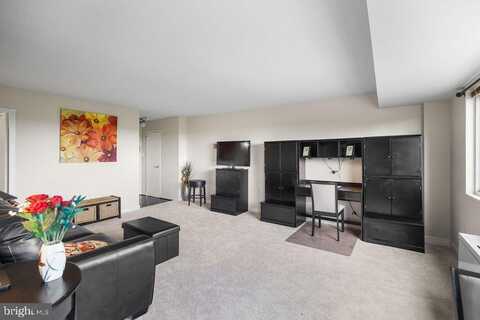 2500 N VAN DORN STREET, ALEXANDRIA, VA 22302