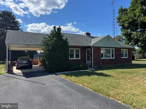 239 ORCHARD CIRCLE, GREENCASTLE, PA 17225
