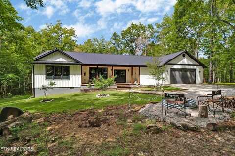 399 Georgee Rd, Jamestown, TN 38556
