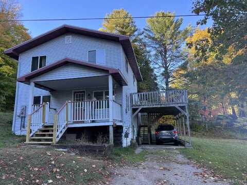 214 Hickory, Munising, MI 49862