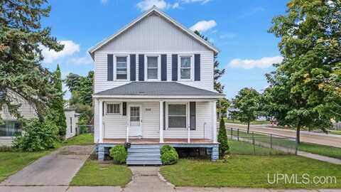 300 N 13th, Escanaba, MI 49829
