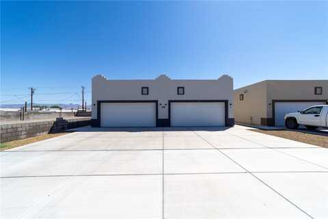 1632 Shamrock Road, Bullhead City, AZ 86442