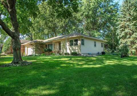 456 Loma Street, Waterloo, IA 50701