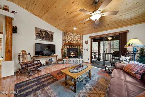 4710 W Cottage Loop, Show Low, AZ 85901