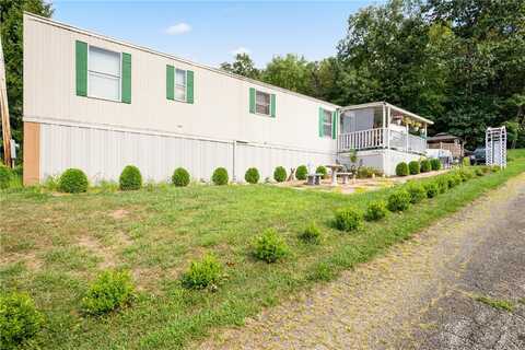 248 Thomas St, Conemaugh Twp, PA 15935