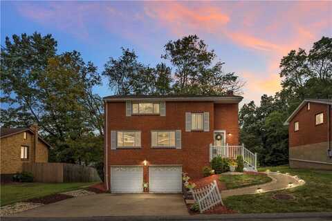 111 Yosemite Dr, Penn Hills, PA 15235