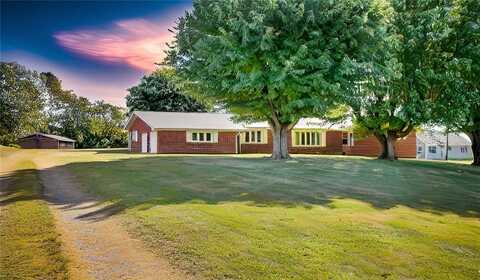 194 State Route 231, Claysville, PA 15323