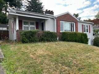 820 Sherman Ave, Franklin, PA 15370
