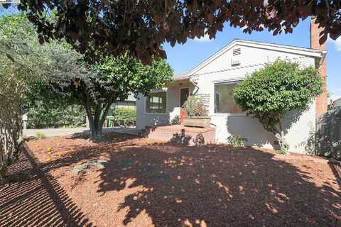 3927 Altamont Ave, Oakland, CA 94605