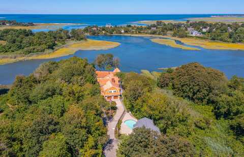 4390 Main Street, Cummaquid, MA 02637