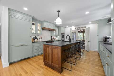 6 Sturbridge Drive, Orleans, MA 02653