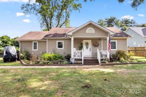 7929 Mountain Shore Drive, Sherrills Ford, NC 28673