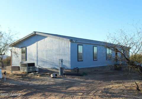 11537 S Wells Fargo Road, Tucson, AZ 85736