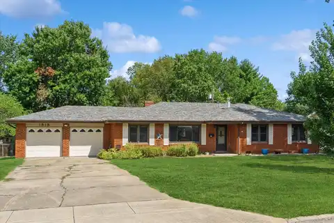 1515 W Swan Street, Springfield, MO 65807
