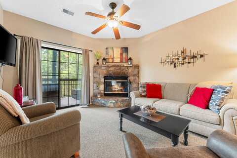 45 Leaning Tree Circle, Branson, MO 65616