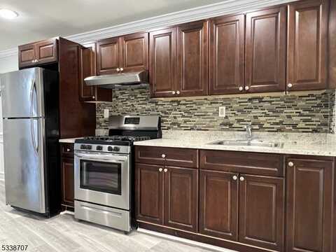 212 W Main St, Somerville, NJ 08876