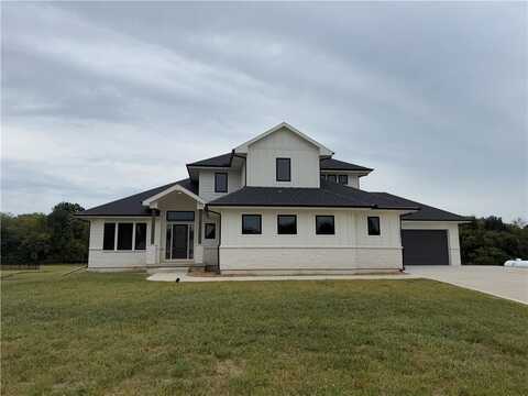 13311 Woodland Ranch Drive, Lees Summit, MO 64086