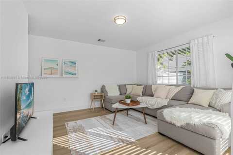 2661 SW 28 Ct, Coconut Grove, FL 33133