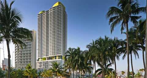 185 SW 7th St, Miami, FL 33130
