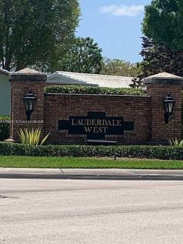 8566 NW 12th St, Plantation, FL 33322