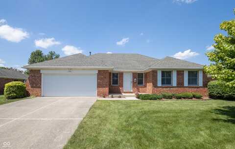 370 Vinewood Drive S, Brownsburg, IN 46112