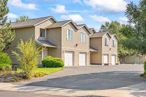 1444 SW 16th Street, Redmond, OR 97756