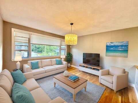 90 Grover Rd, Medford, MA 02155