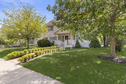 39 Lapsley Lane, Lakewood, NJ 08701